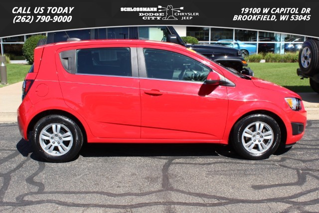 Pre Owned 2015 Chevrolet Sonic Lt Four Door Sedan In Milwaukee